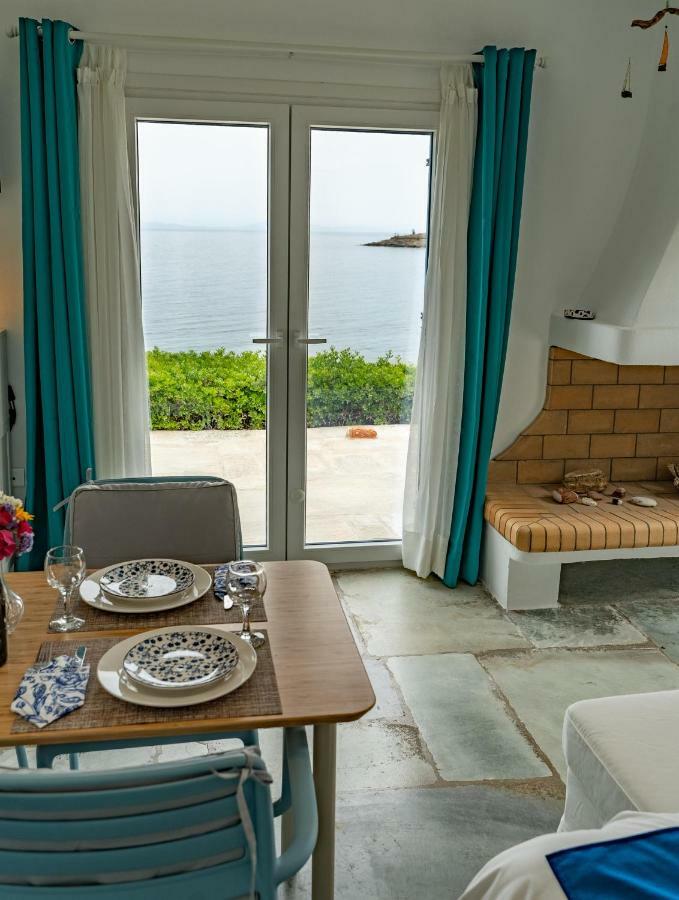 Seafront Villa Polyxene Keratea Exterior photo